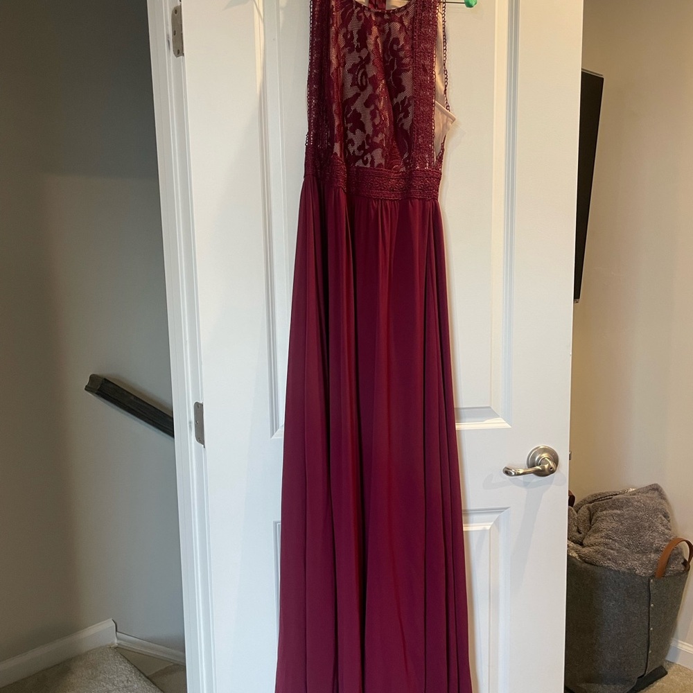 Lulus Elegant Burgundy Lace Gown